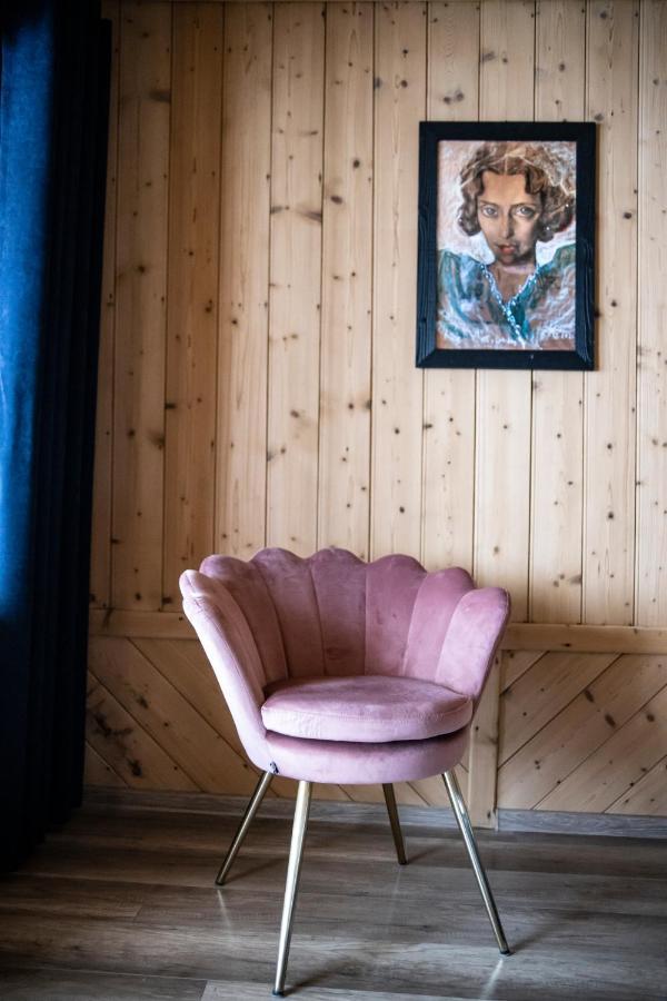 Atelier Jana Kasprowicza Stare Izby * Poronin